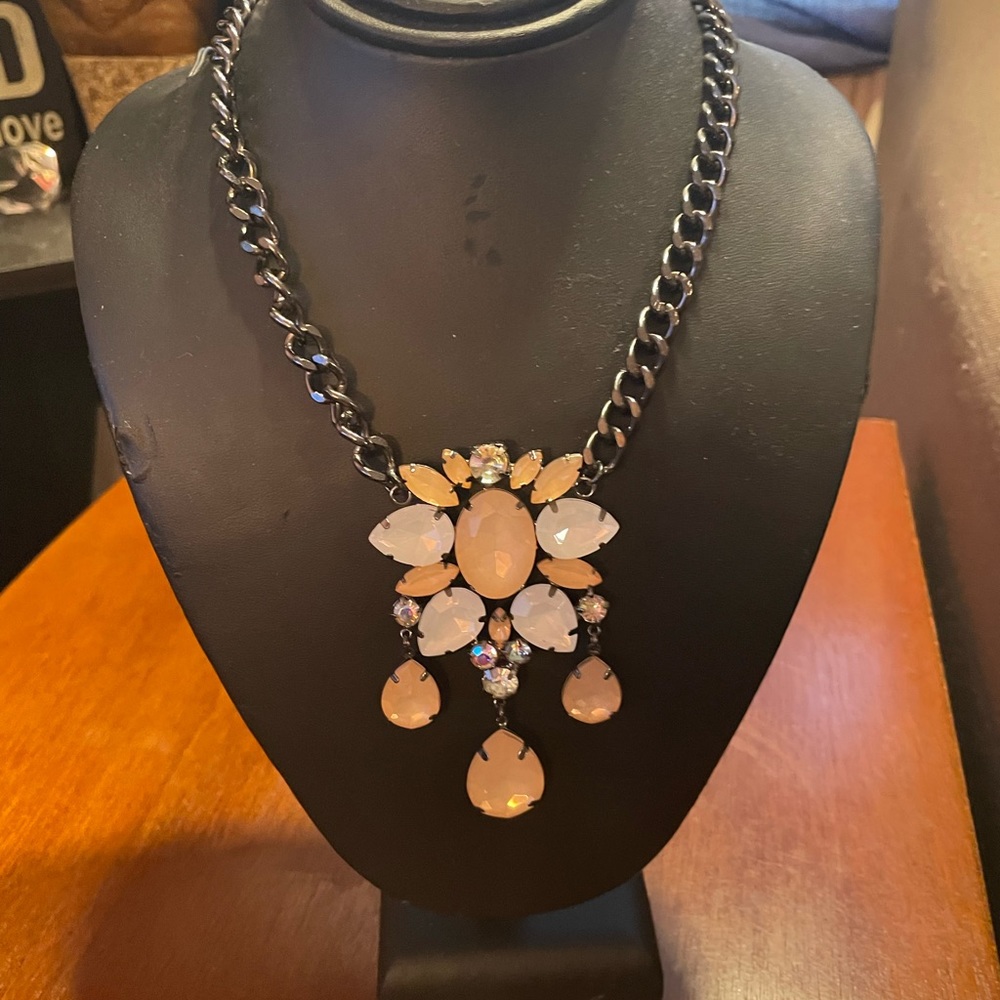 Floral necklace